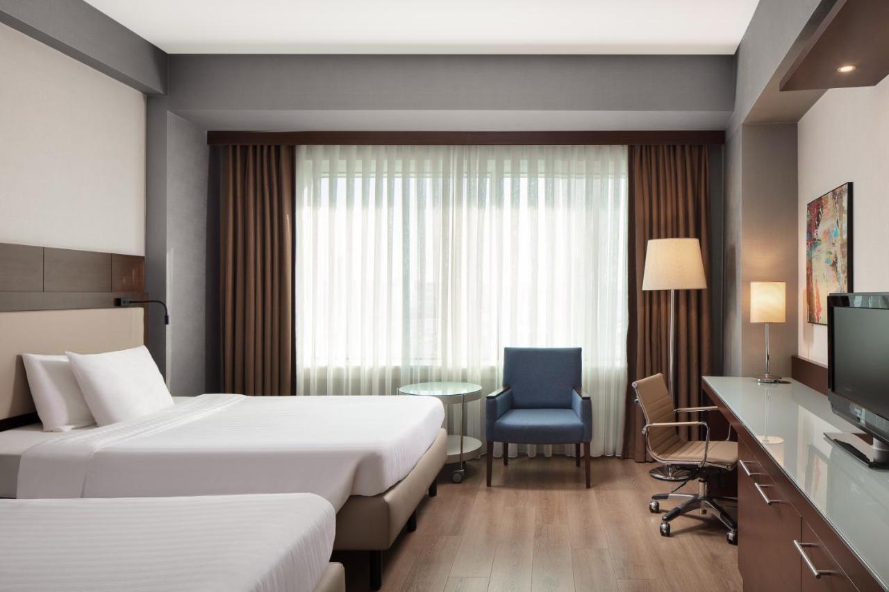 Delta Hotels By Marriott Istanbul West Zewnętrze zdjęcie